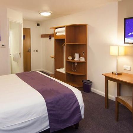 Premier Inn Glasgow East Kilbride - Peel Park Esterno foto