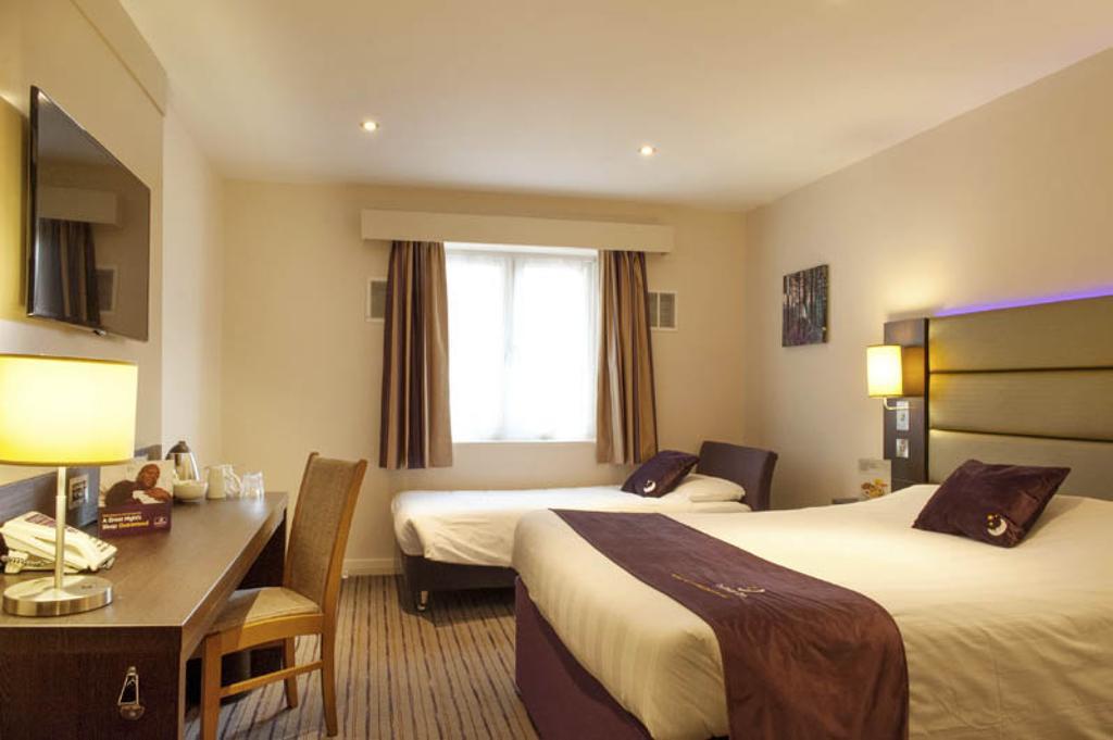 Premier Inn Glasgow East Kilbride - Peel Park Camera foto